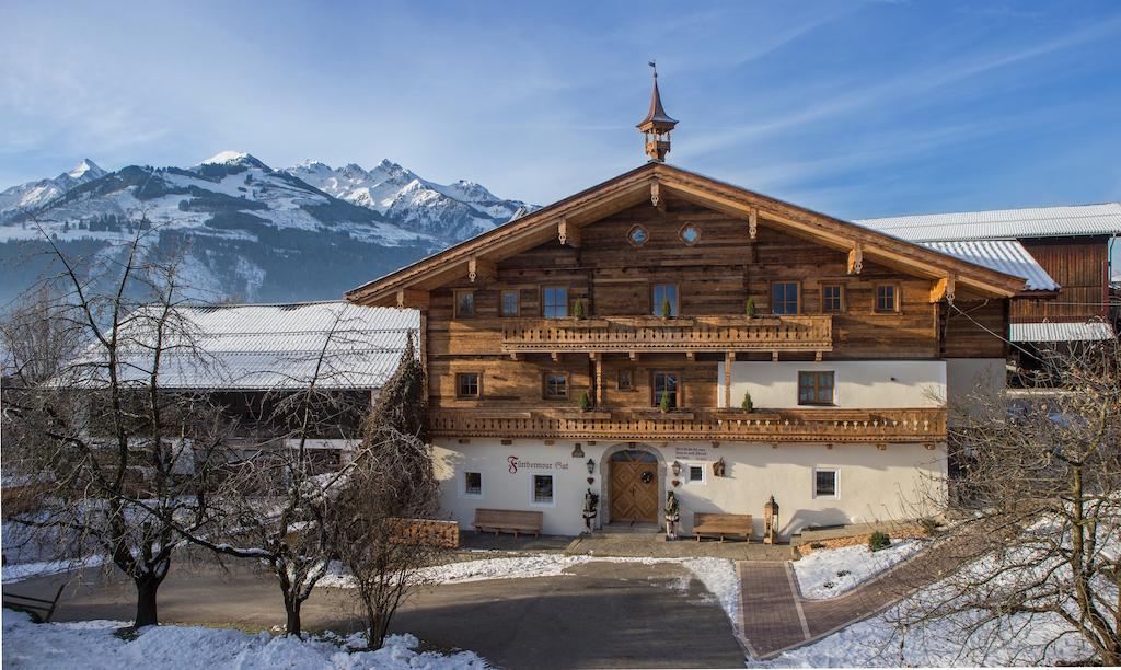 Fuerthermoar Gut Kaprun Exterior photo